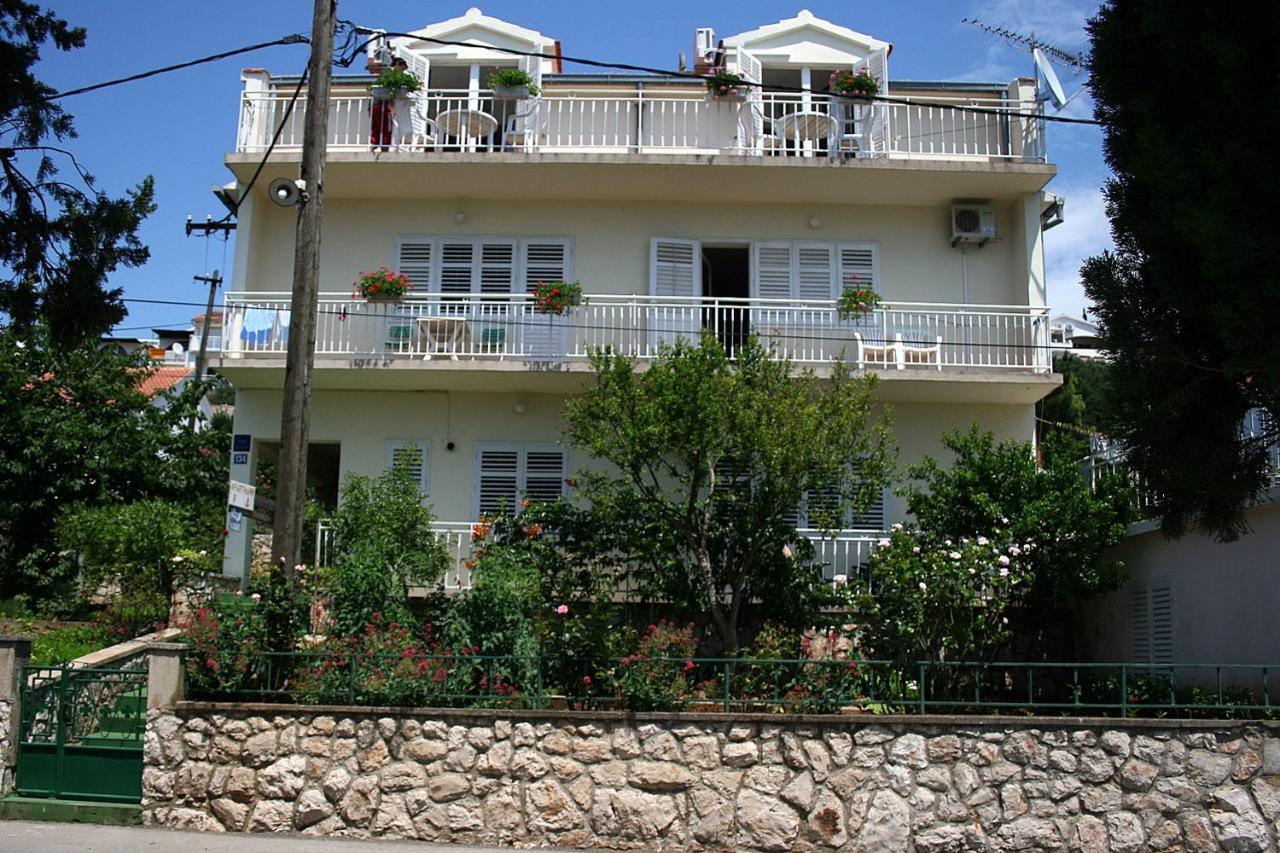 Apartments By The Sea Tisno, Murter - 5141 Buitenkant foto