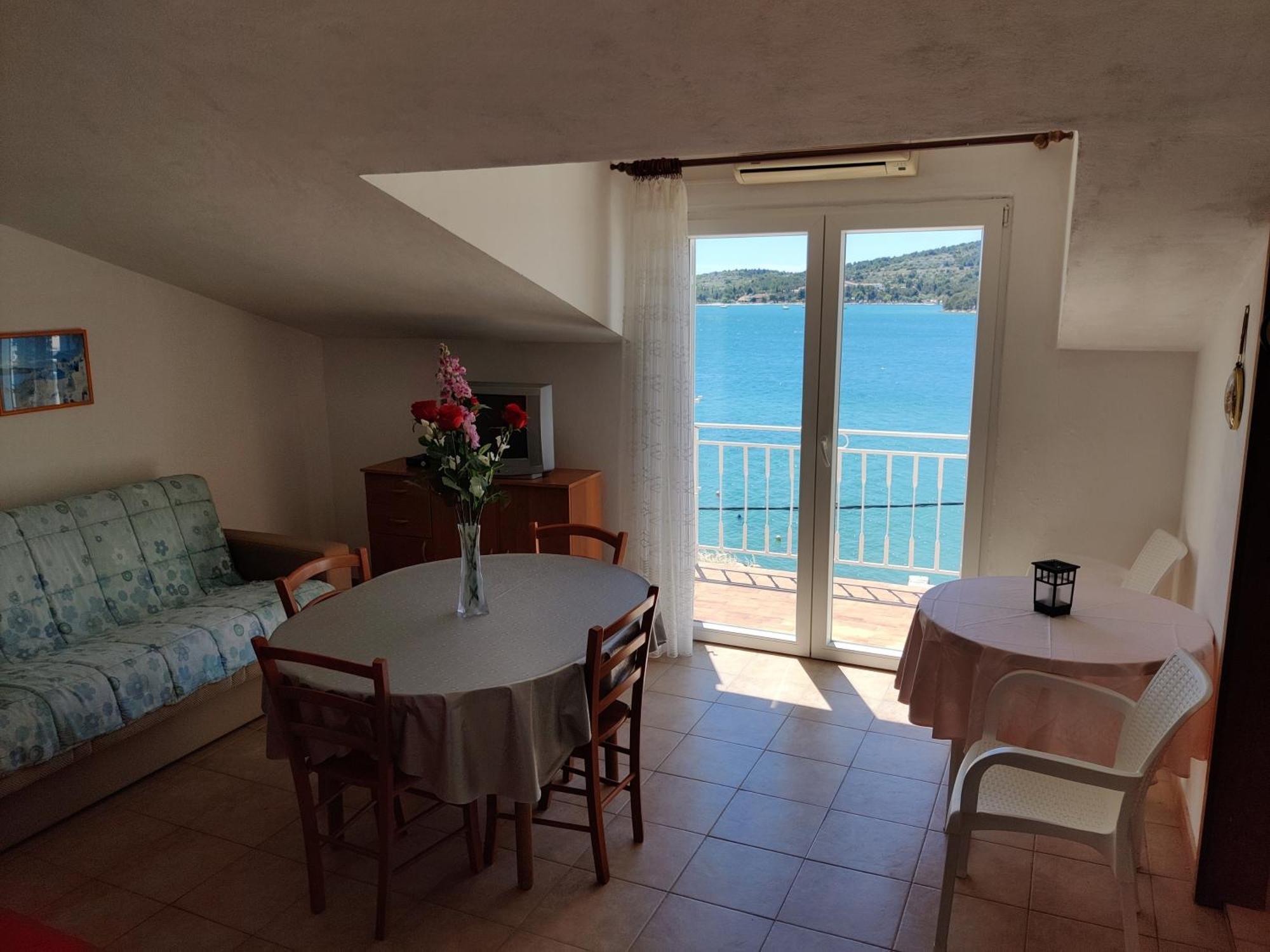 Apartments By The Sea Tisno, Murter - 5141 Buitenkant foto